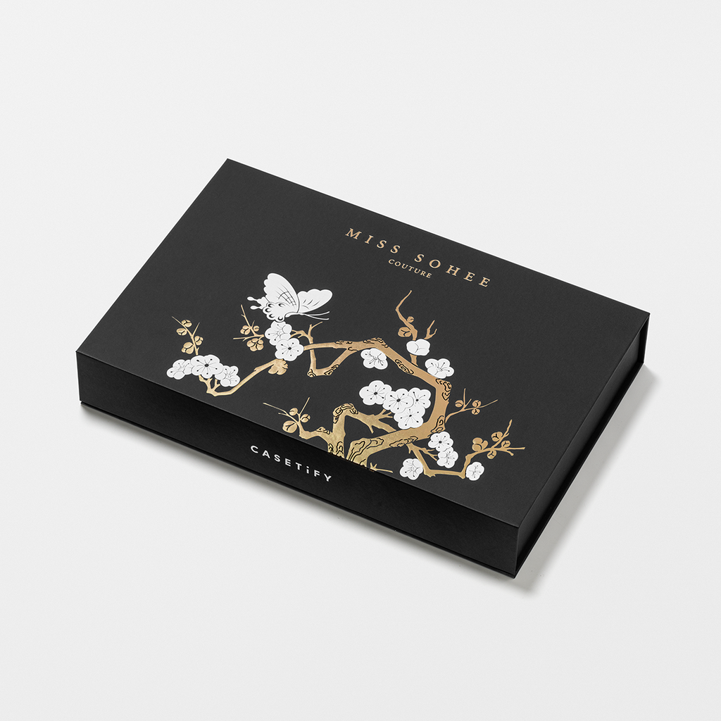 [PRE-ORDER] Miss Sohee Mother of Pearl Silver Mirror Case Box Set - Ivory - iPhone 17 Pro Max