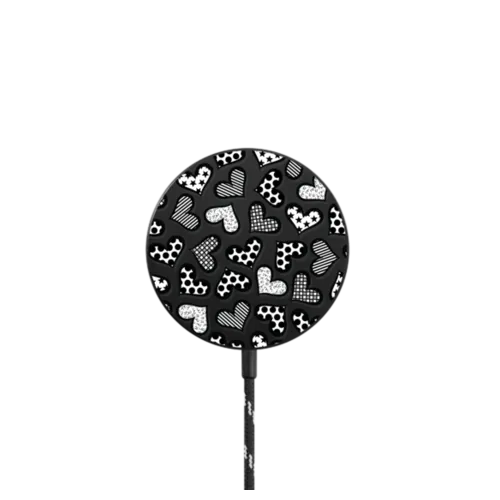 HEARTS BY ROMERO BRITTO |   / PowerThru Magnetic Wireless Charger MagSafe Compatible / Black | Image 1