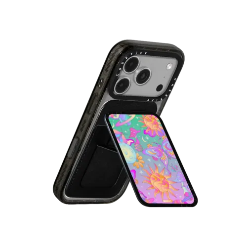Space Garden | Snappy Cardholder Stand / Snappy Cardholder Stand MagSafe Compatible / Black | Image 3