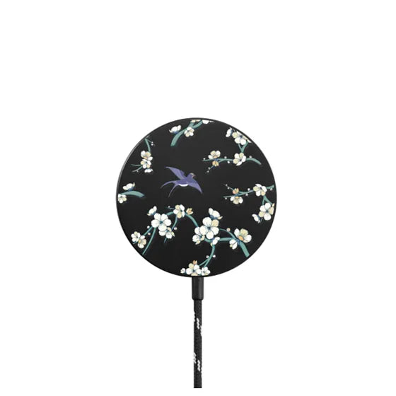 Lucky Magpie Magnetic Wireless Charger | Image 1