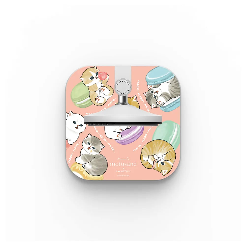 Do Nothing or Macaroon 2-in-1 charging stand