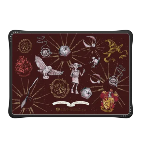 Gryffindor Laptop Case | MacBook Air 13-inch (M1 / Intel) / MacBook Impact Case / Black | Image 2