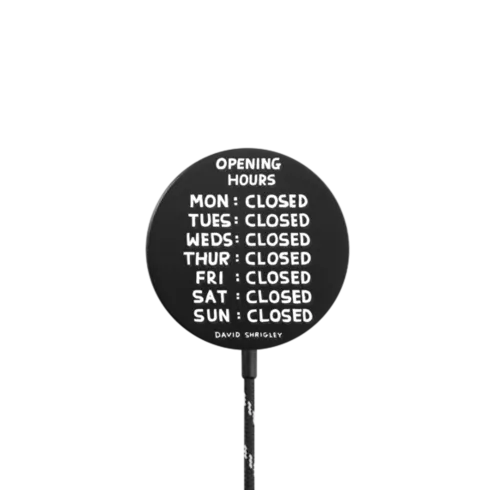 OPENING HOURS Magnetic Wireless Charger |   / PowerThru Magnetic Wireless Charger MagSafe Compatible / Black | Image 1