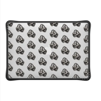 Love Locks | MacBook Air 13-inch (M1 / Intel) / MacBook Impact Case / Black | Image 2