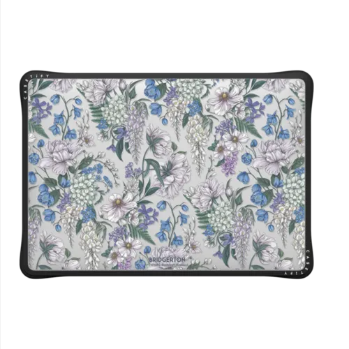 Bridgerton Blooming Flowers Laptop Case | MacBook Air 13-inch (M1 / Intel) / MacBook Impact Case / Black | Image 2