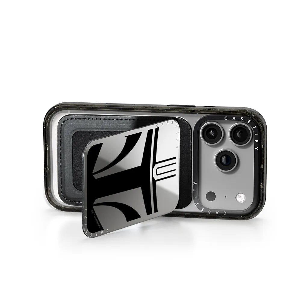 Mandalorian Helmet Snappy Cardholder Stand
