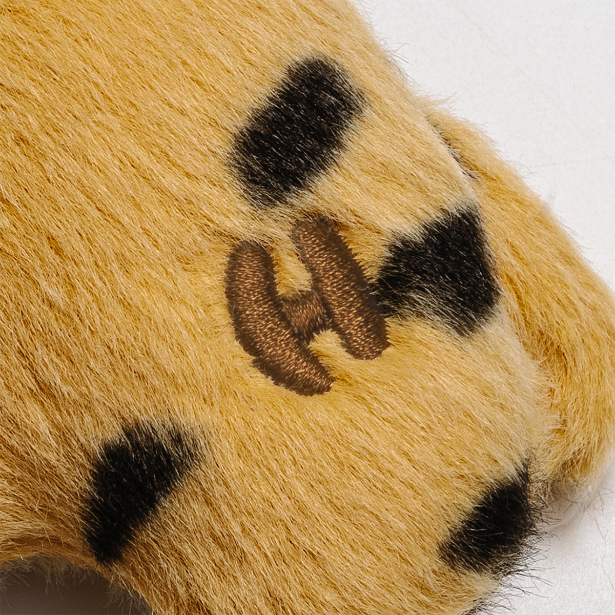 Plushmate Alphabet H with Strap + Carabiner - Camel