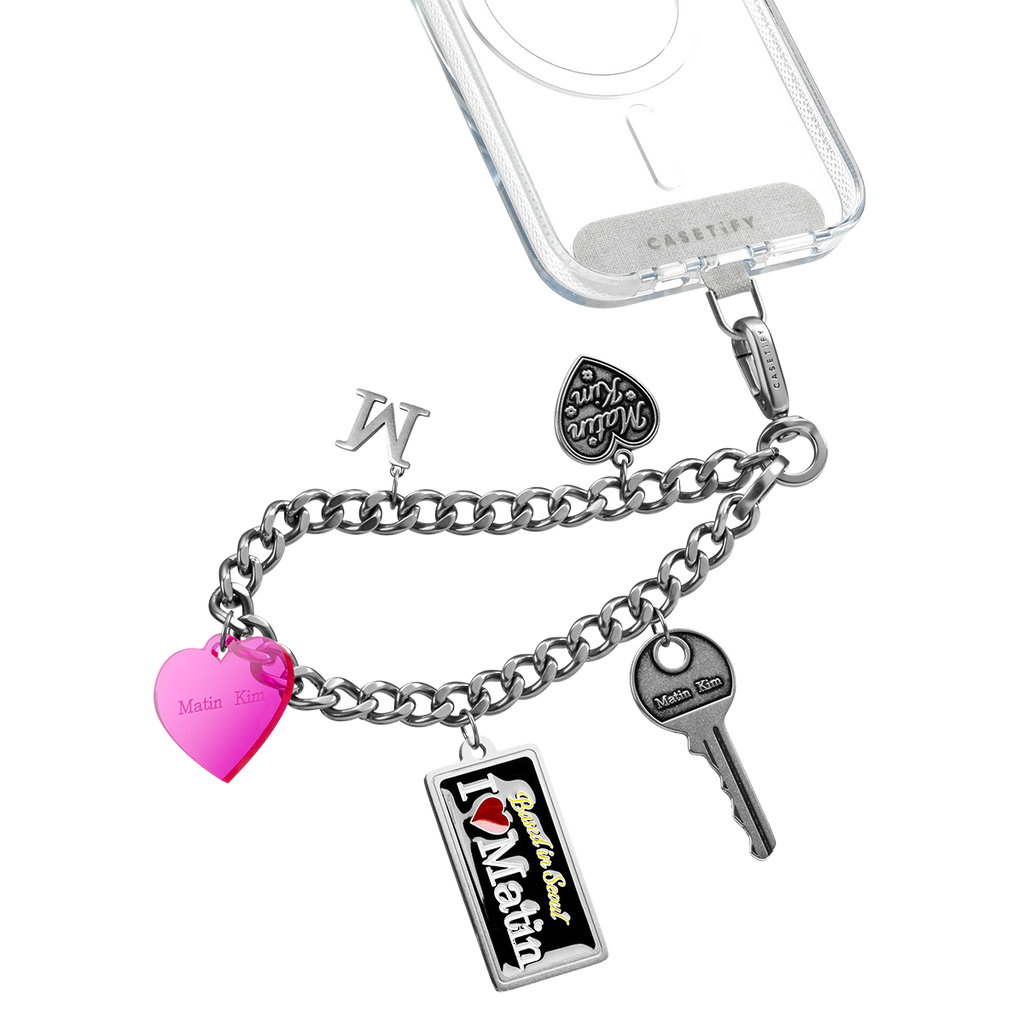 MATIN KIM CHARM KEYCHAIN | Image 1