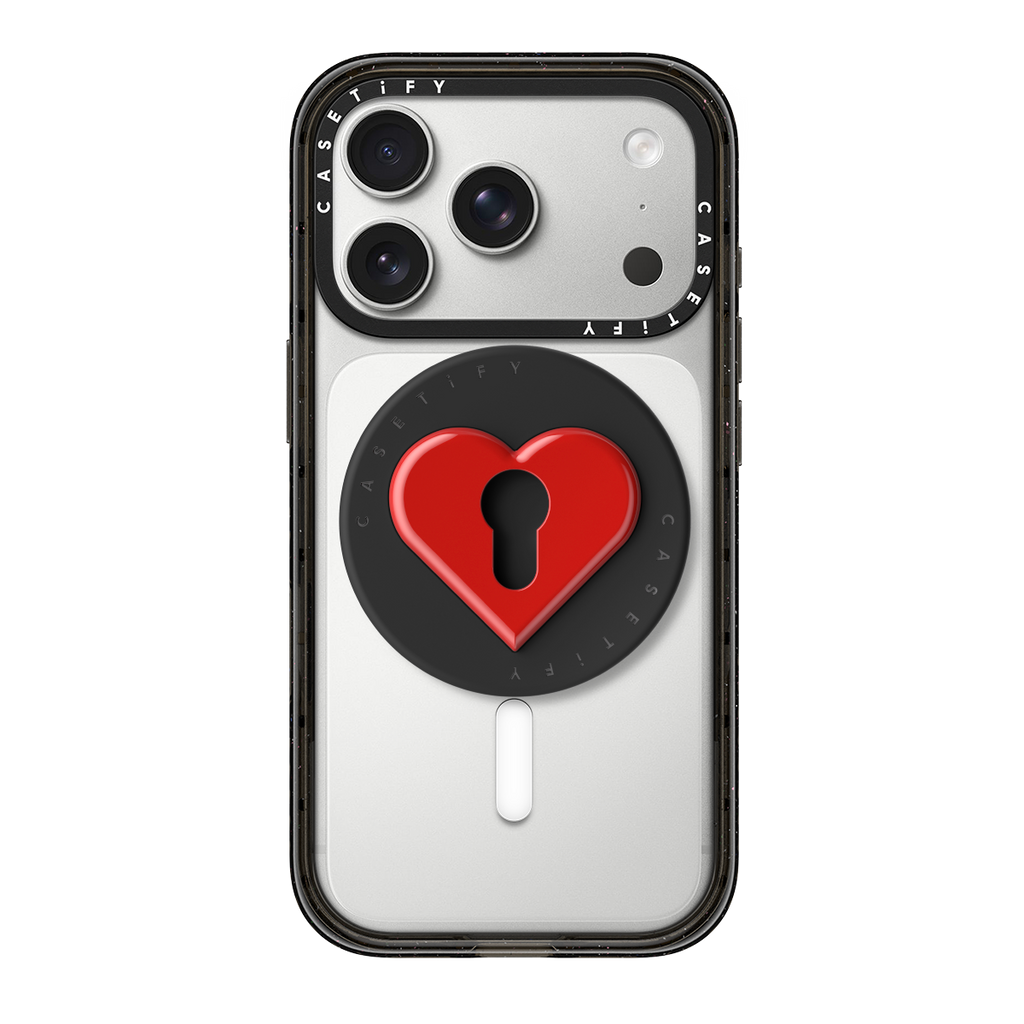 Snappy Love Lock MagSafe Holder - Red Heart | Image 1
