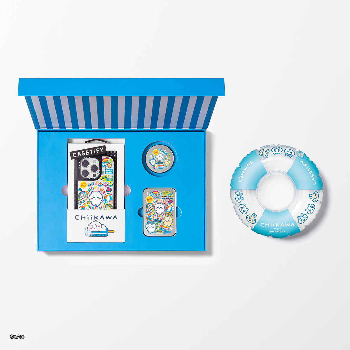 Chiikawa Summer Party Premium Box Set - iPhone 16 Pro Max | Image 1